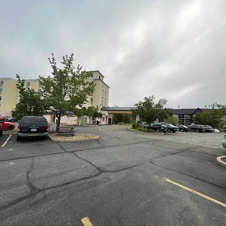 Airport Lodging Pittsburgh Airport Coraopolis Exterior photo