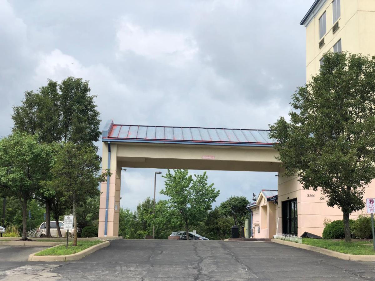 Airport Lodging Pittsburgh Airport Coraopolis Exterior photo