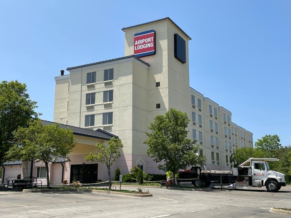 Airport Lodging Pittsburgh Airport Coraopolis Exterior photo