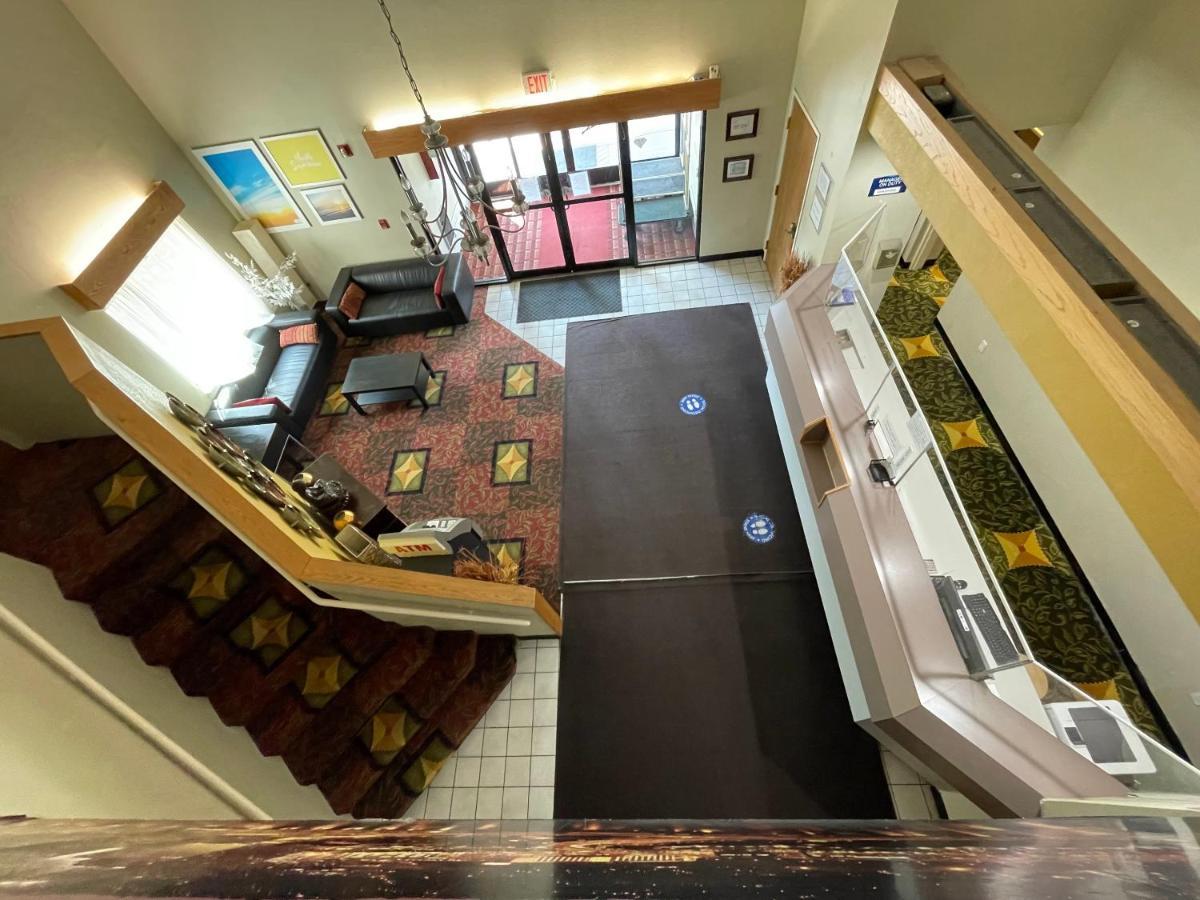 Airport Lodging Pittsburgh Airport Coraopolis Exterior photo